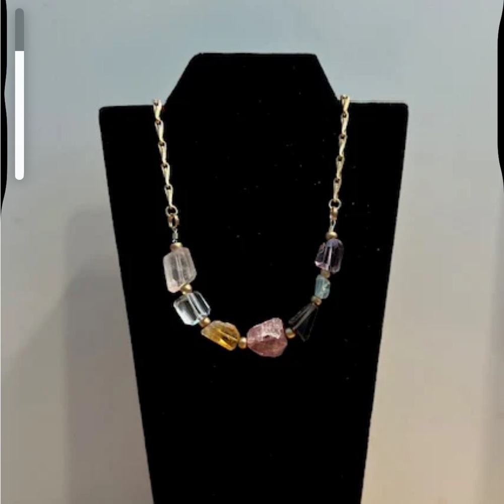 New Natural RAW Healing Crystals and  Gemstone Necklace Gorg 💌💌💌💌